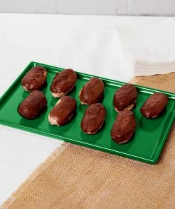 Tablecraft Professional Bakeware Tablecraft CW2115GN 10 1/2" X 6 1/2" X 3/8" Green Cast Aluminum Fourth Size Rectangular Cooling Platter