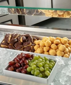 GET Enterprises G.E.T. Enterprises COMP09WW Bugambilia 2.1 Qt. Classic Textured Finish White Resin-Coated Aluminum Straight-Sided Rectangular Salad Bowl