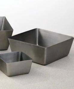 American Metalcraft SSQ94 146 Oz. Satin Finish Stainless Steel Square Bowl